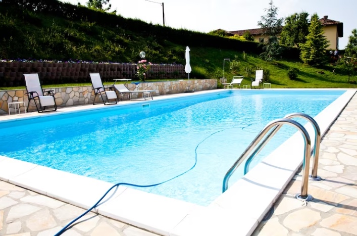 Expert Tips for Finding the Best and Most Affordable Pool Contractors Near You