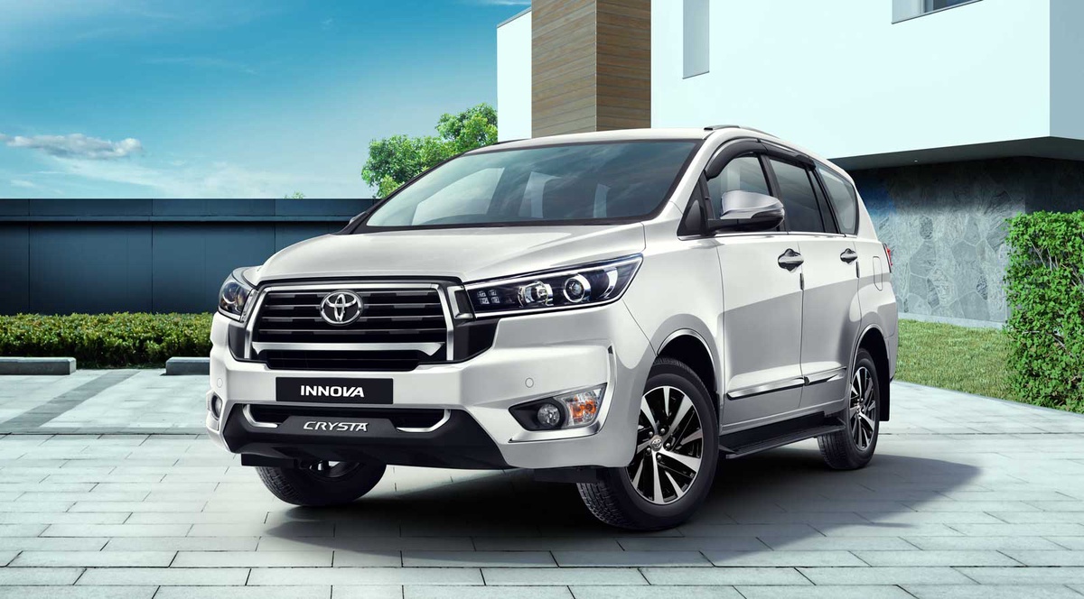Top Reasons to Rent a Fortuner Car for Your Next Road Trip