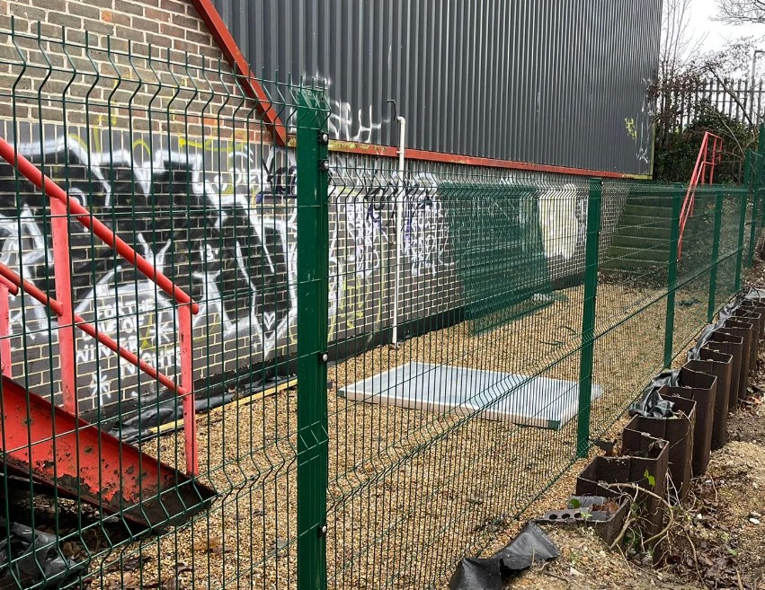 What is Chain link fencing Cowfold Sussex and why you require it?