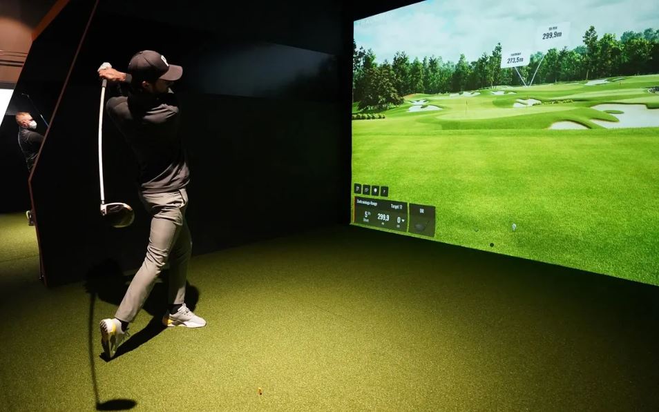 How Can You Get Advantages To Choose Best Indoor Golf Simulator in Canada?