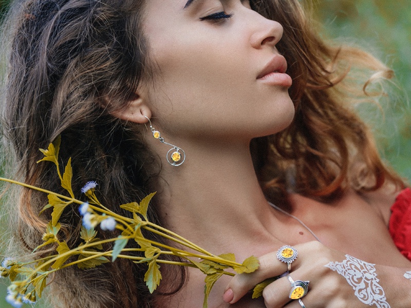 Citrine Jewelry: The Yellow Color Stone of Success