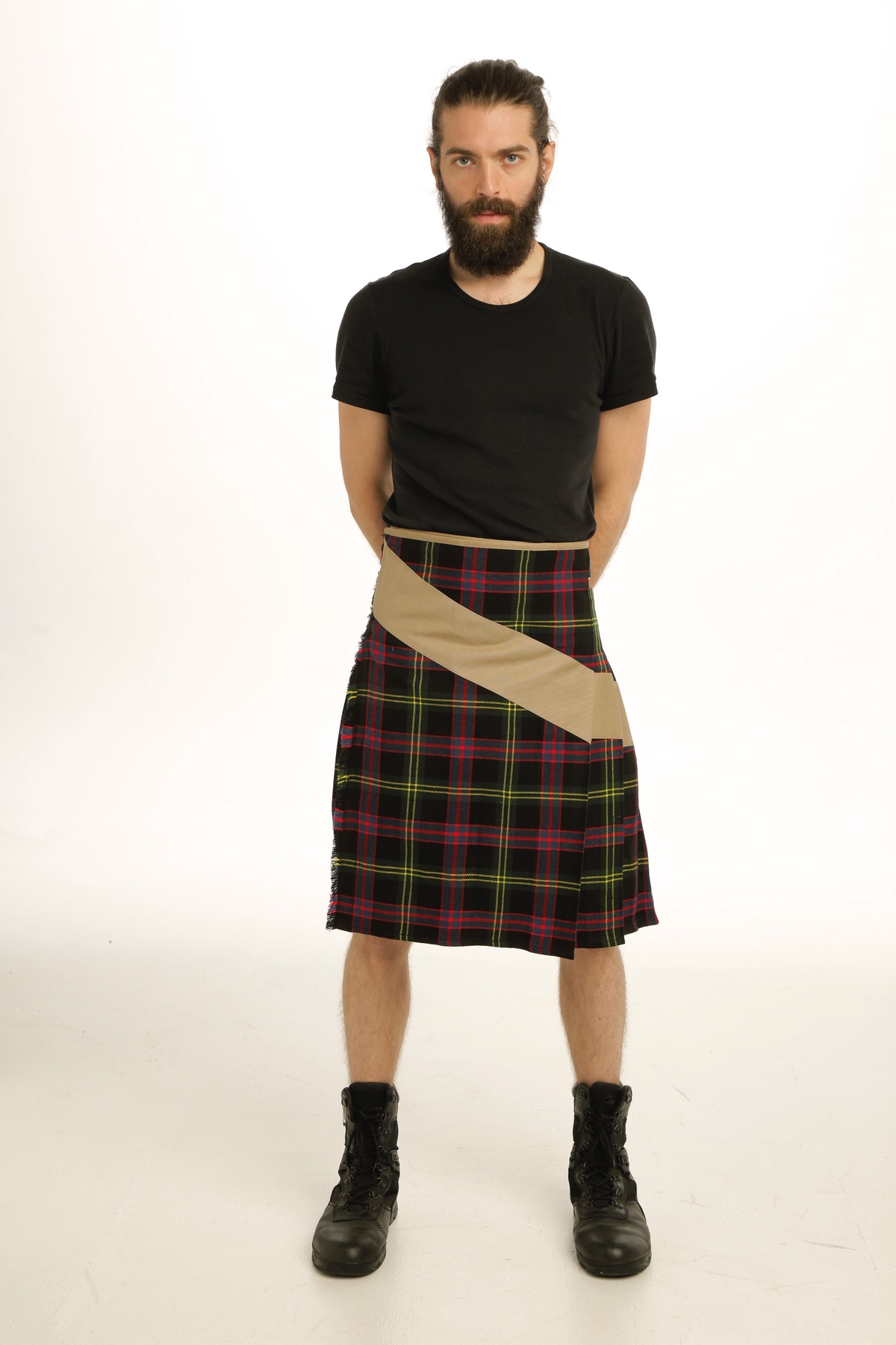 Elevate Your Style with Fashion Kilt Shop's Mens Kilt Outfit