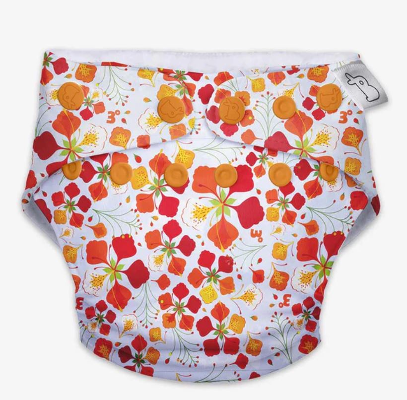 Embrace Comfort with SuperBottoms' Reusable Organic Cotton Cloth Diapers