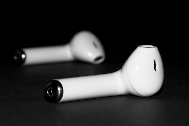 How long does airpods take to charge? Hidden Guide