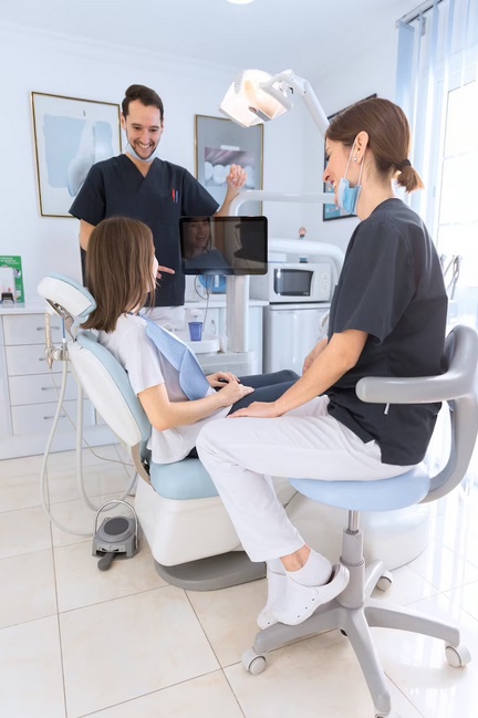 Unleashing the Expertise: Endodontic Specialists in Solihull