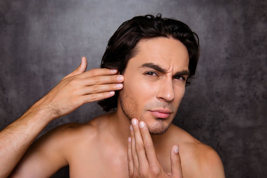 The Importance of After Shave Gel in a Men's Grooming Kit
