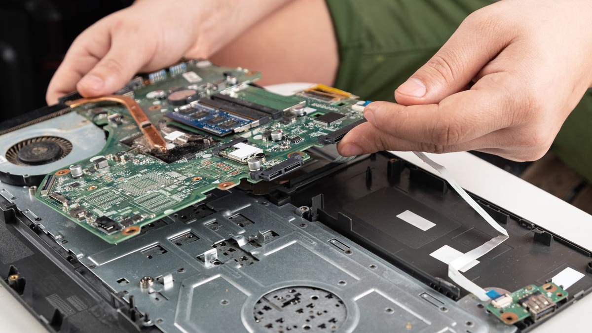 Spotlight on Motherboard Repair: How London is Leading the Charge