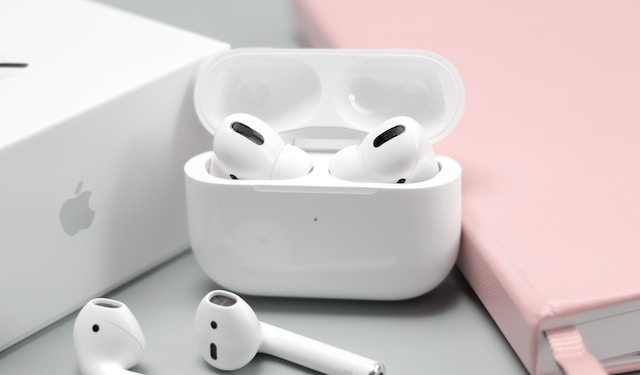 Your Guide to AirPods: Tips and Tricks for an Elevated Listening Experience
