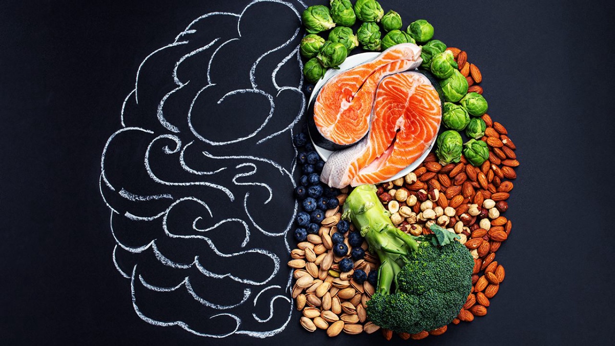 Enhancing Brain Function: 5 Nutrient-Rich Foods That Boost Cognitive Health