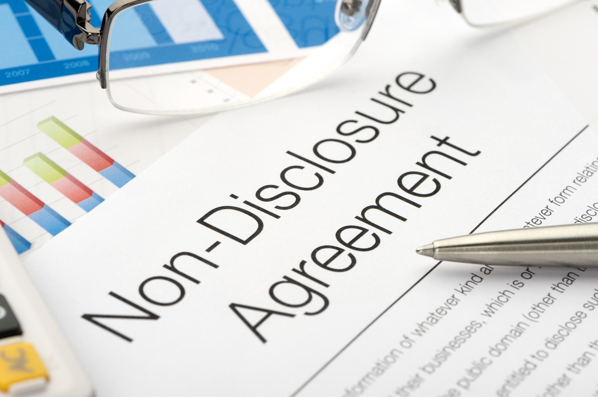 Who Should Sign A Non-Disclosure Agreement?