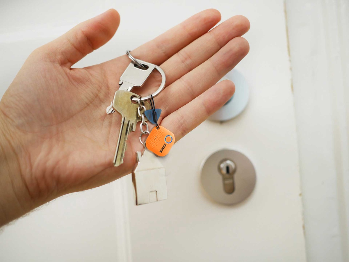 Lost Keys? Explore the Latest Tracking Devices in Tech Today