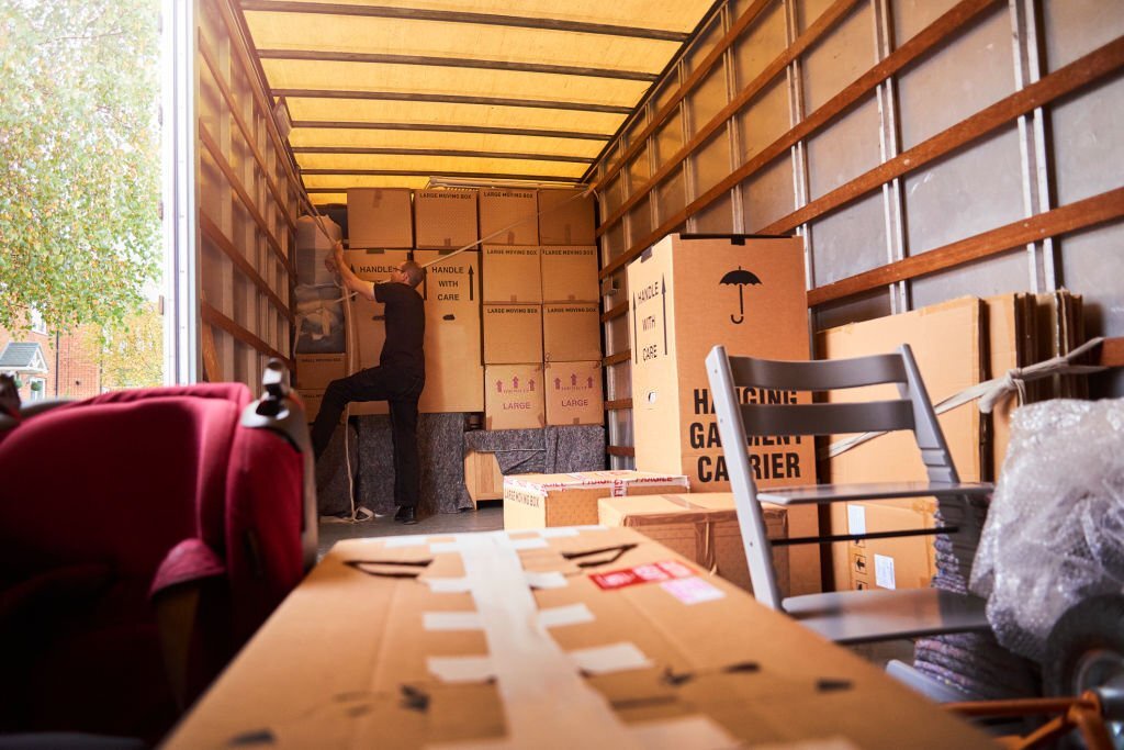 Simplify Your Move with Commercial and Residential Moving Services