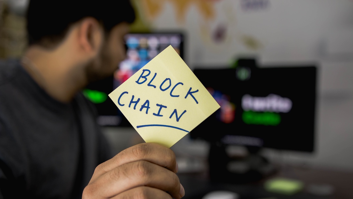 Unleashing the Power of Blockchain: 9 Revolutionizing Industries with Distributed Ledger Technology