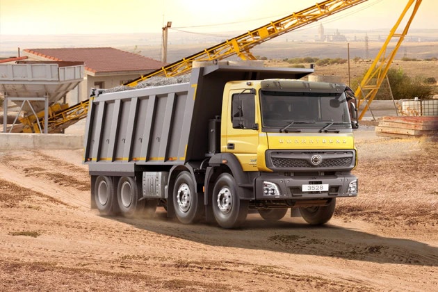 BharatBenz Tipper vs Eicher Tipper: Which Offers the Best Deal?