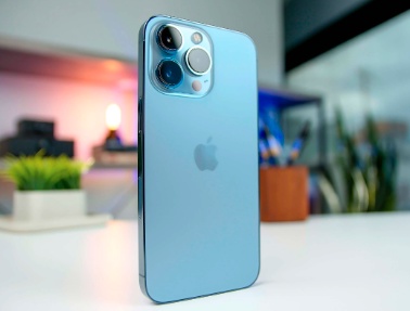 The Ultimate Pro Camera: Discover iPhone 13 Pro Max's Incredible Features
