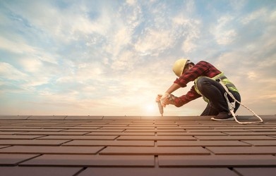 7 Signs Your Fayetteville Roof Is in Urgent Need of Repair