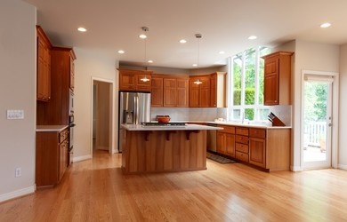 Why Cabinet Refinishing is the Cost-Effective Solution You Need in Poway
