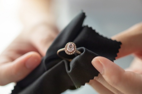 A Gem of a Choice: Navigating the Best Places to Buy Diamond Rings