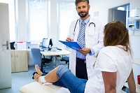 Choosing the Right Foot Doctor in Pearland: A Comprehensive Guide