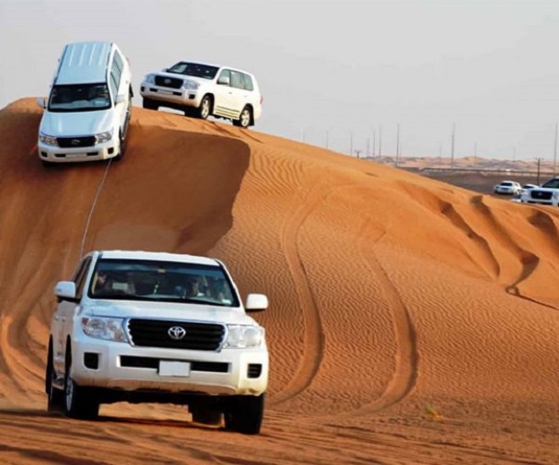 Experience the Thrills of Desert Safari Dubai with Eagle Eyes Tourism LLC