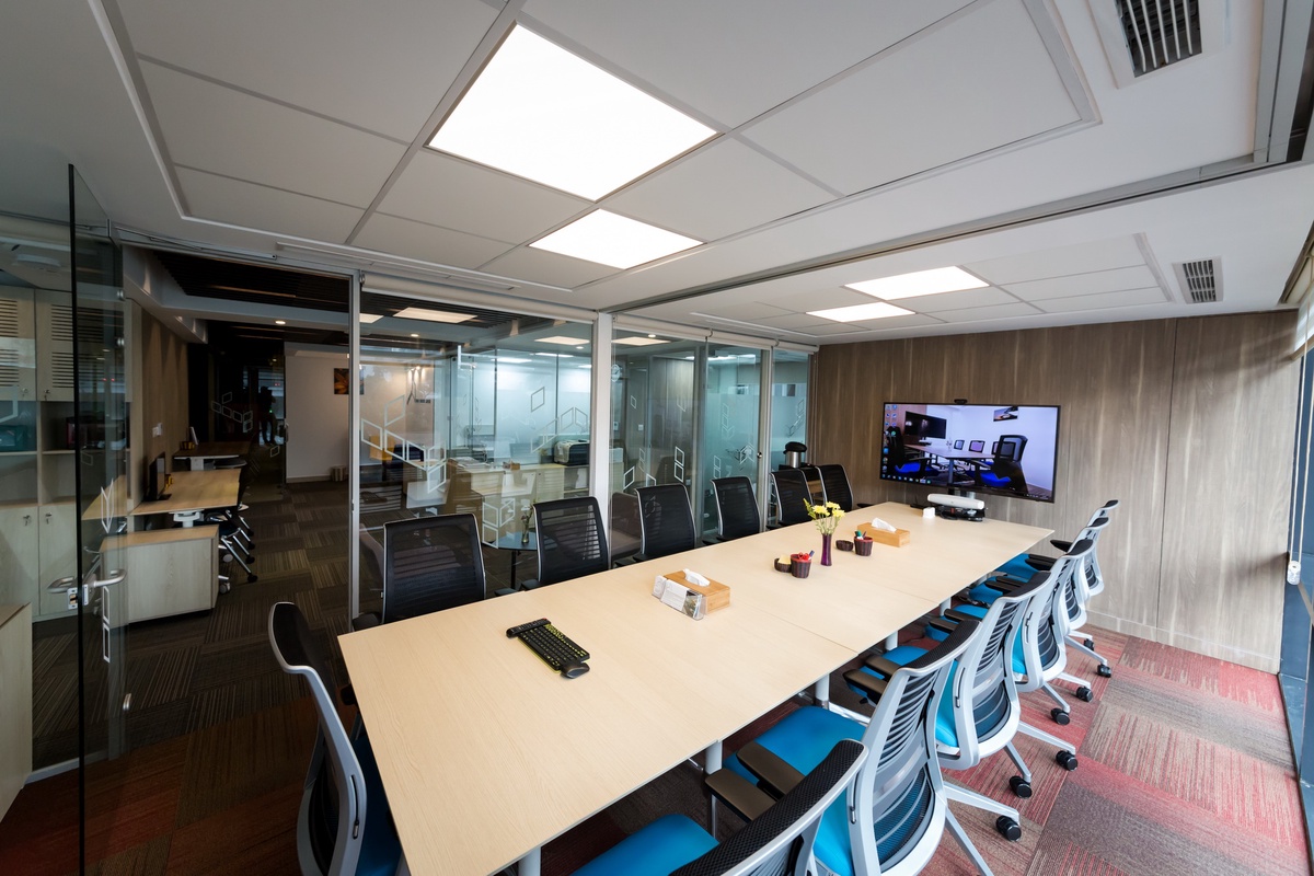 Professional Spaces on Demand: Business Meeting Rooms for Rent in UAE