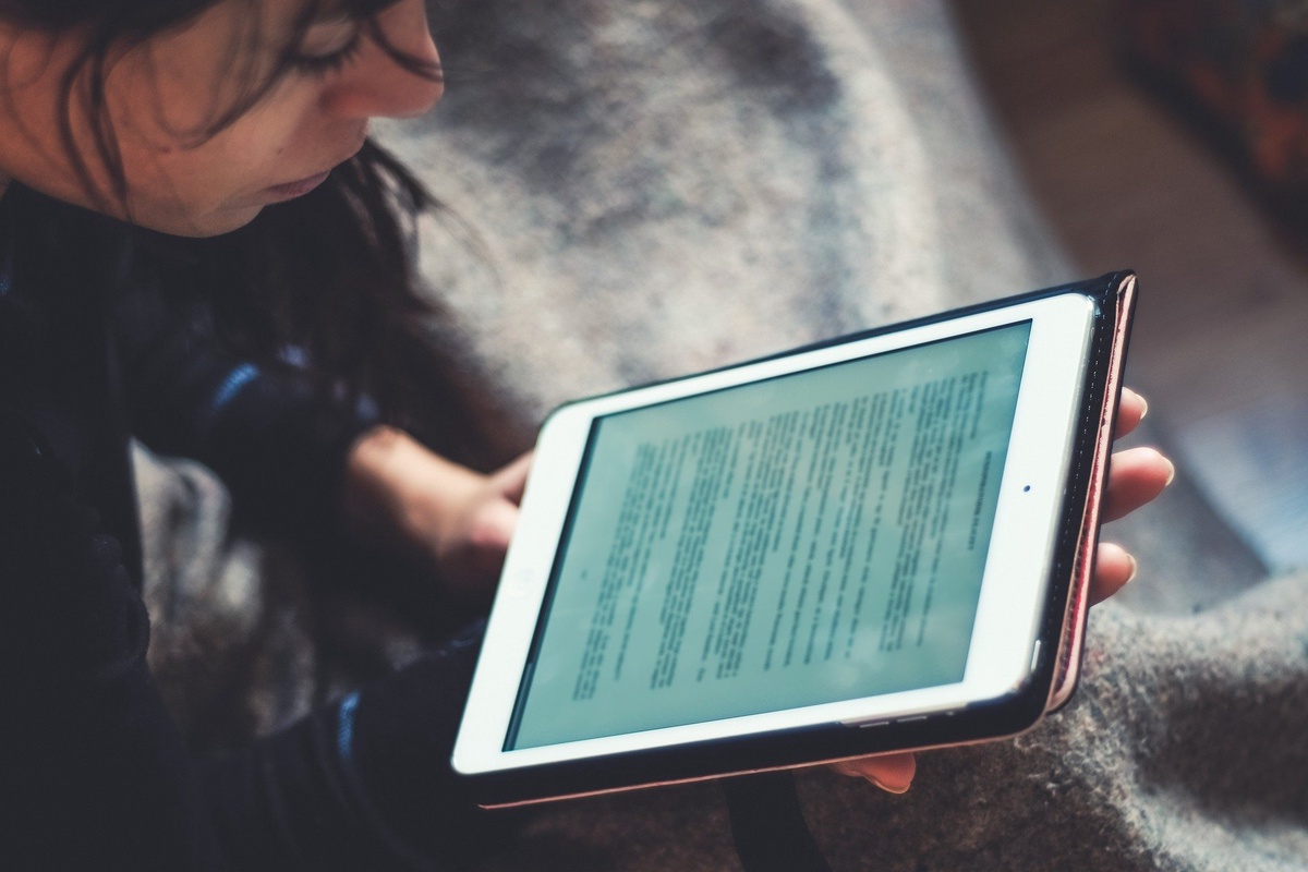 Creating Engaging E-Books for Modern Readers