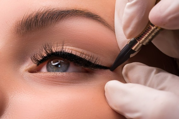 Find the Best Permanent Eye Liner Services Near You