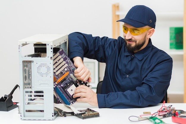 Customize Your Computer: Upgrade and Repair Services in Croydon