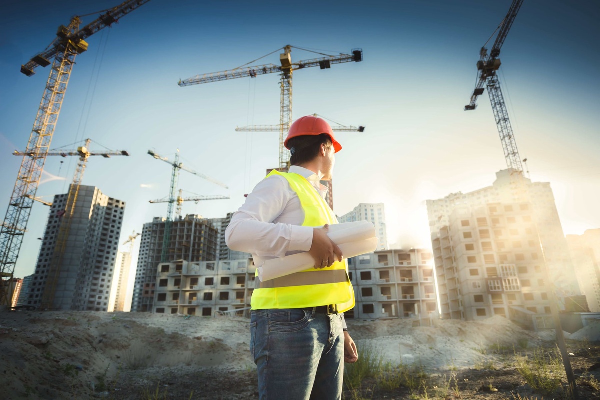 The Human Element: How Commercial Builders Prioritize Safety and Worker Well-being