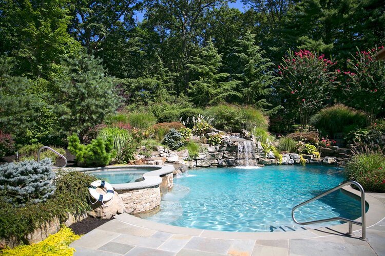 Unleash Your Backyard Oasis with Top-Notch Waterproof Pool Installation
