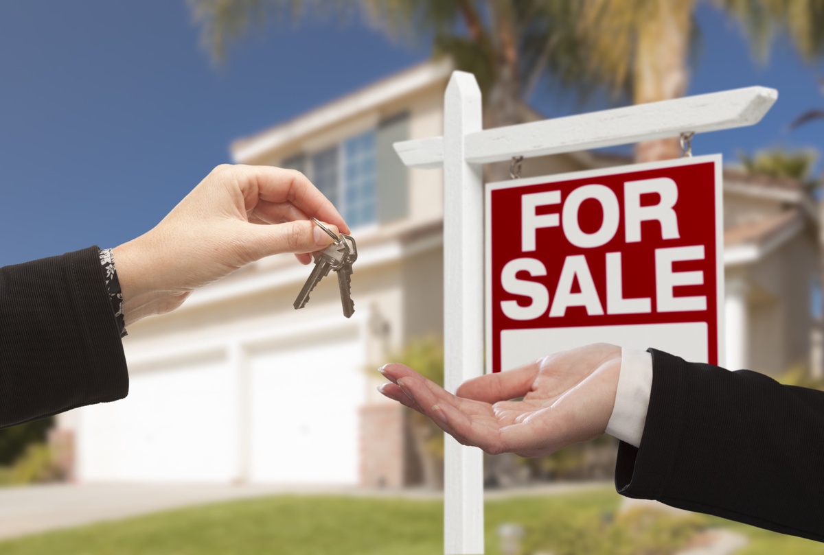 7 Essential Factors To Consider Before Buying Property For Sale