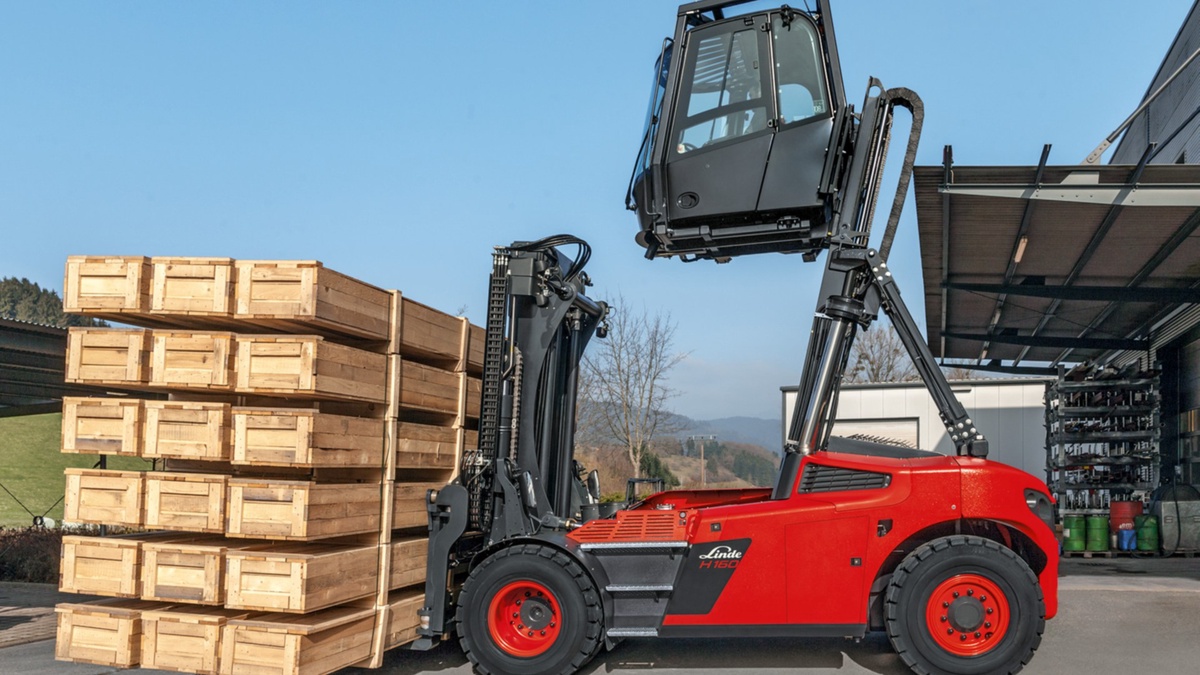 Exploring Flatbed Trucks with Moffett for Sale: Versatile Solutions for Efficient Transport