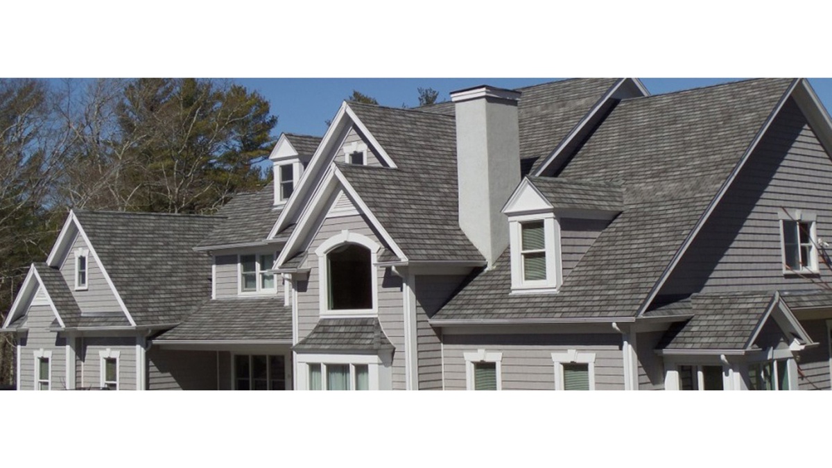Few Points to Consider Before Hiring any Roofing Contractor
