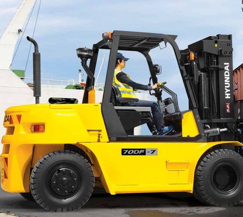 Essential Safety Tips for Renting and Operating a Forklift in Abu Dhabi