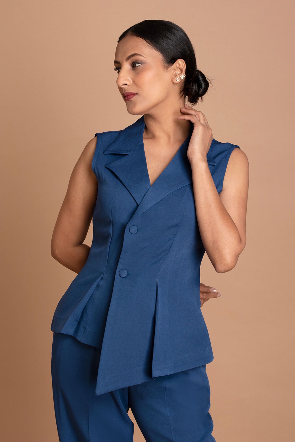 Elevate Your Workwear Wardrobe with Stylish Formal Dresses for Women