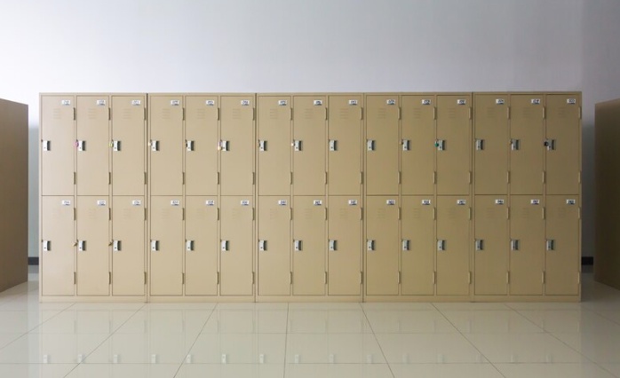 How to Select the Right Door Lockers