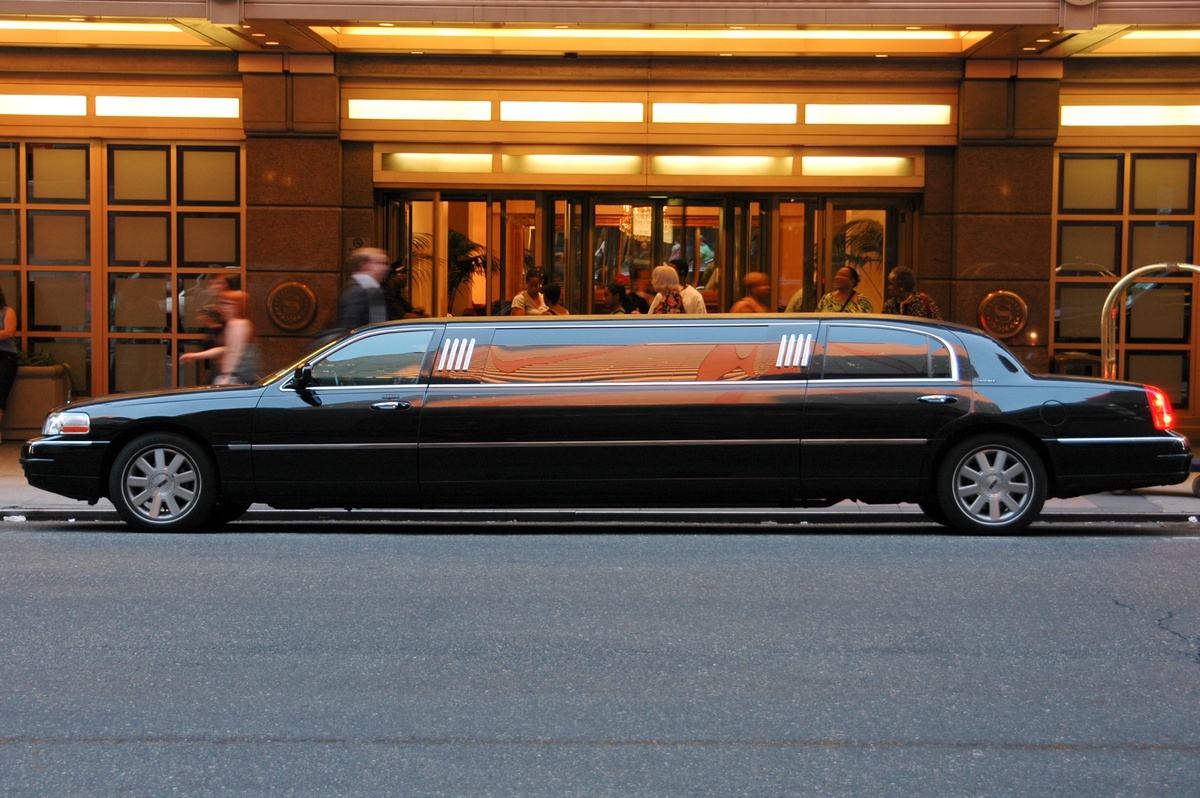Discover the Best Limo Service in Seattle