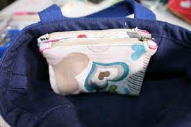 Cotton bag can add pouch inside?