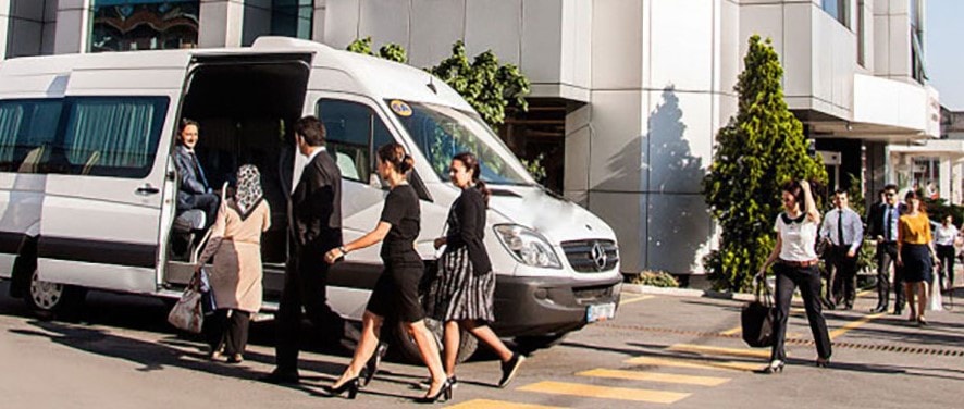 Streamlining Workforce Mobility The Role of Staff Transportation Companies in Dubai