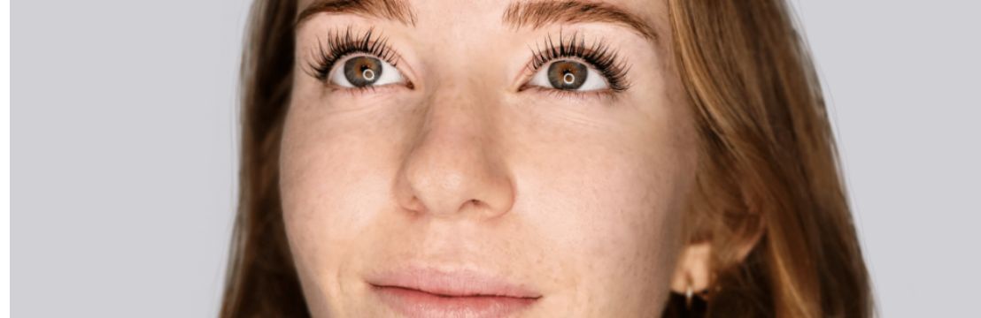 Unlock the Secret to Gorgeous Lashes: Enhancing Your Lash Lift with Tinting
