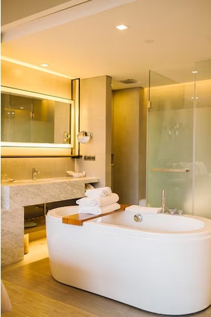 Elevate Your Bathroom: The Beauty of Decorative Shower Glass