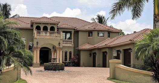 Shelter and Style: Choosing the Perfect Palm City Roofing Contractor