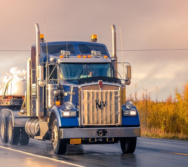 Navigating the Roads of Business: Understanding Owner Operator Insurance and Commercial Trucking Insurance