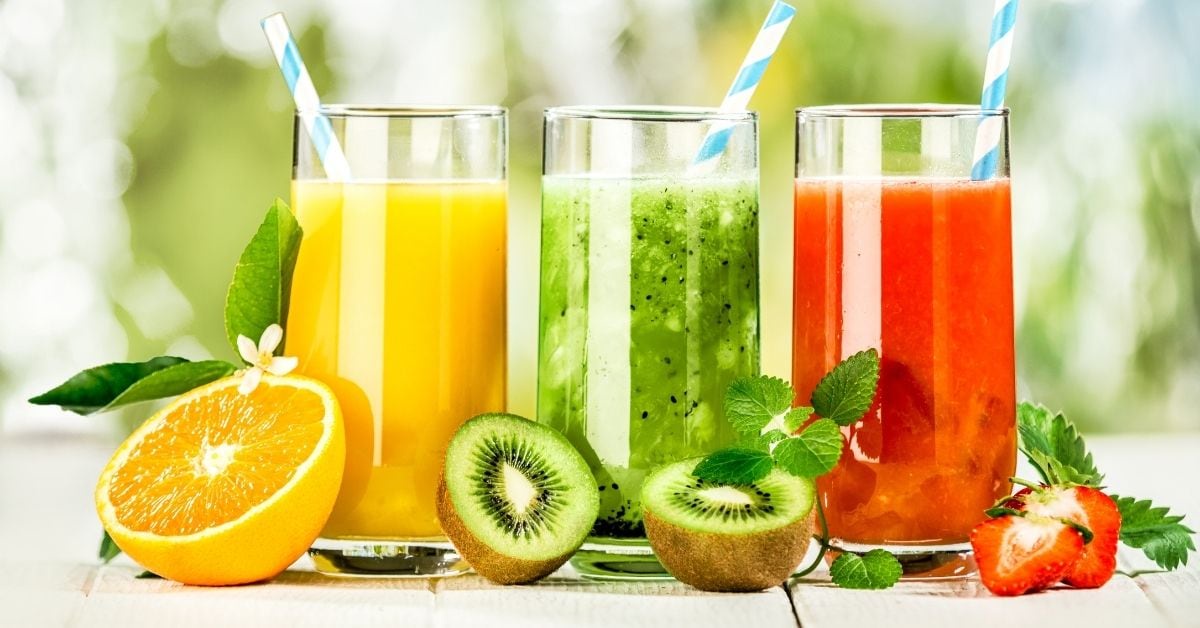 Why should you not juice fruits and vegetables together?