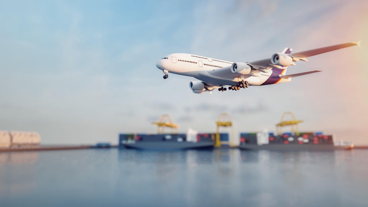 Skyward Solutions: Tailored Freight Services for Swift and Safe Cargo Transport