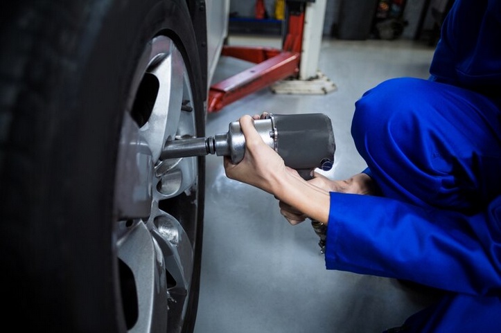 Rolling Smooth: Demystifying Wheel Alignment in Wolverhampton