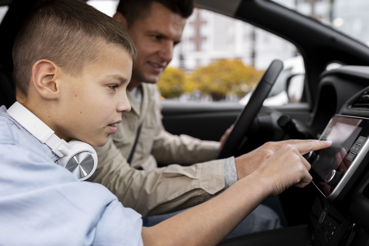 Carpool App for Schools: How to Find a Safe and Reliable Ride for Your Child