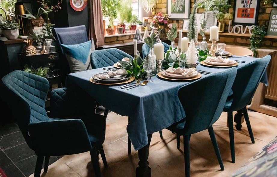 7 Ways to Style Your Dining Room for the Christmas Holidays