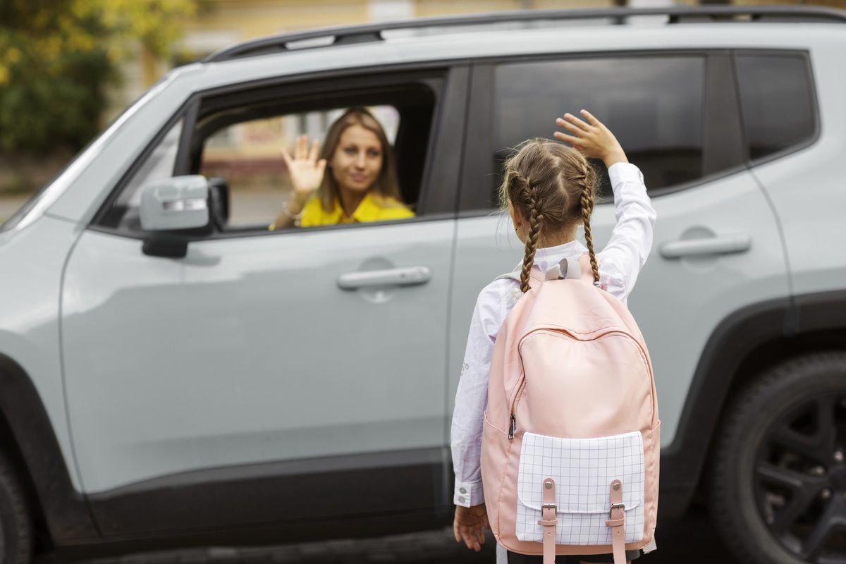 What to Do If Your Carpool Parent Doesn't Show Up: Tips for Parents and Kids