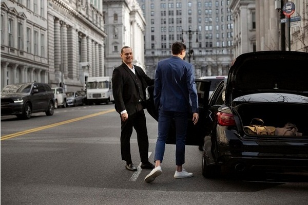 Arrive in Elegance: Exploring Chicago's Black Car Services